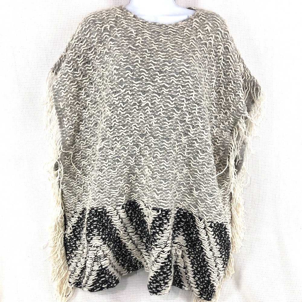 Bar lll Poncho Cape Sweater M/L Beige Black Wool Blend Diamond‎ Pattern Fringe